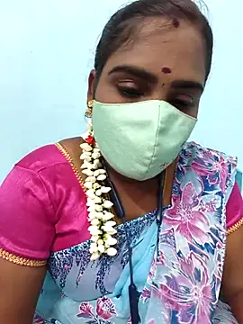 Snapshot of Tamil_riyalini12 chatting on October 8, 2025, 5:53 am Tamil riyalini12 online show from October 8, 2025, 5:53 am