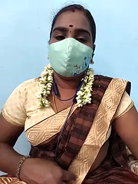 Snapshot of Tamil_riyalini12 chatting on October 12, 2025, 7:10 am Tamil riyalini12 online show from October 12, 2025, 7:10 am