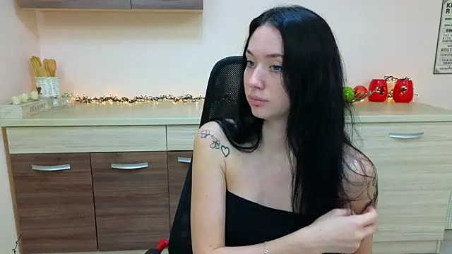 Snapshot of Ivanna__Rose chatting on October 30, 2025, 6:12 am Ivanna Rose online show from October 30, 2025, 6:12 am