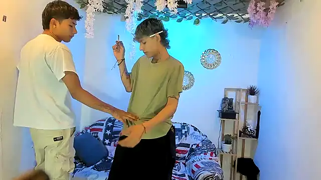 Snapshot of Bastian_boyshot77 chatting on November 11, 2025, 2:45 pm Bastian boyshot77 online show from November 11, 2025, 2:45 pm