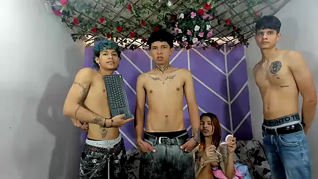 Snapshot of Bastian_boyshot77 chatting on October 18, 2025, 2:41 pm Bastian boyshot77 online show from October 18, 2025, 2:41 pm