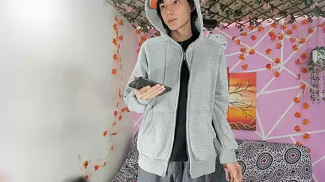 Snapshot of Bastian_boyshot77 chatting on November 28, 2025, 7:25 pm Bastian boyshot77 online show from November 28, 2025, 7:25 pm