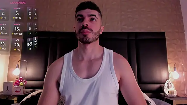 Snapshot of AxelThompson_ chatting on November 9, 2025, 11:36 am AxelThompson online show from November 9, 2025, 11:36 am