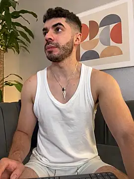 Snapshot of AxelThompson_ chatting on November 30, 2025, 11:55 am AxelThompson online show from November 30, 2025, 11:55 am