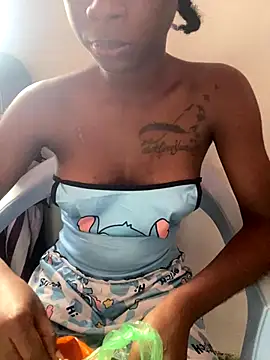 GeileErica online show from December 1, 2025, 2:18 pm