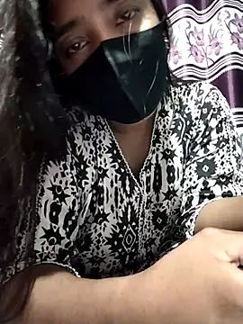 Snapshot of Rubaiya1 chatting on November 3, 2025, 9:18 pm Rubaiya1 online show from November 3, 2025, 9:18 pm