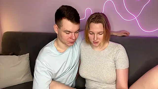 julielourens online show from November 10, 2025, 8:41 am