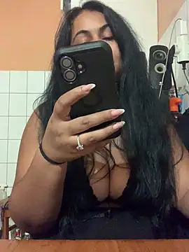 Snapshot of Melissa10 chatting on October 14, 2025, 10:42 pm Melissa10 online show from October 14, 2025, 10:42 pm