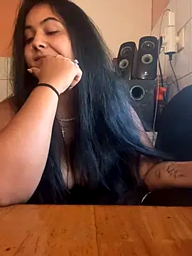 Snapshot of Melissa10 chatting on October 14, 2025, 10:16 am Melissa10 online show from October 14, 2025, 10:16 am