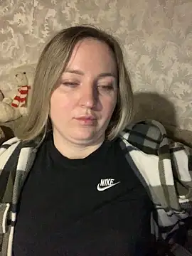 hotsteacher online show from November 12, 2025, 12:26 am