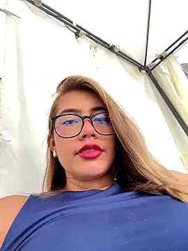 sara calderon online show from September 23, 2025, 1:18 pm