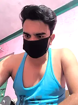 Snapshot of Riyansh_mehta chatting on January 13, 2026, 5:39 pm Riyansh mehta online show from January 13, 2026, 5:39 pm