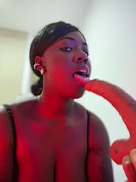 Snapshot of Alexia_24 chatting on November 23, 2025, 4:22 am Alexia 24 online show from November 23, 2025, 4:22 am