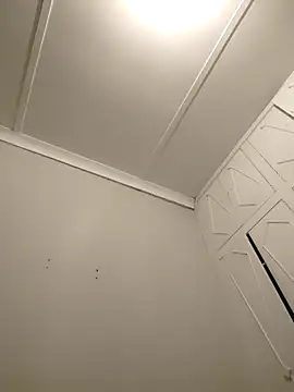 Snapshot of kulliguy chatting on December 2, 2025, 7:48 pm kulliguy online show from December 2, 2025, 7:48 pm