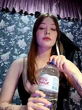 Snapshot of Dari_Toy_ chatting on September 11, 2025, 1:38 am Dari Toy  online show from September 11, 2025, 1:38 am