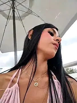 Juliana Xander online show from October 3, 2025, 2:51 pm