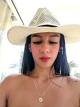 Juliana Xander online show from September 27, 2025, 5:41 pm