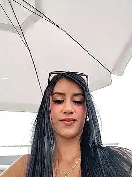 Juliana Xander online show from September 12, 2025, 2:17 pm