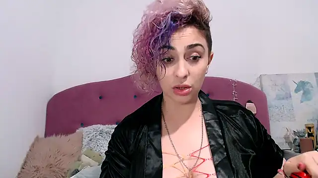 Snapshot of AAARUNY chatting on November 6, 2025, 9:41 pm AAARUNY online show from November 6, 2025, 9:41 pm