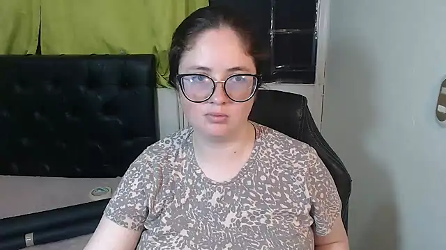 KrystalAdams online show from April 18, 2026, 8:20 pm