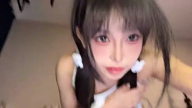 kiraa-0051 online show from February 1, 2026, 1:42 pm