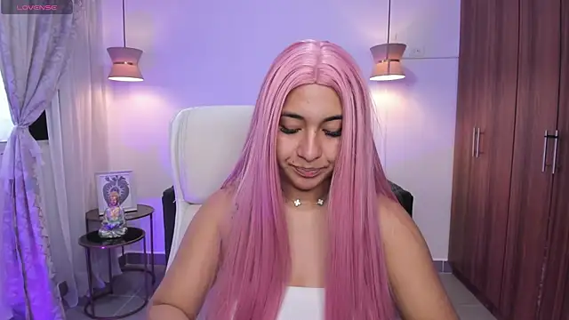 Snapshot of DANDARA_THOM chatting on October 24, 2025, 7:24 pm DANDARA THOM online show from October 24, 2025, 7:24 pm