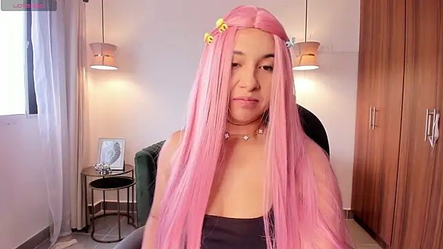 Snapshot of DANDARA_THOM chatting on September 26, 2025, 7:21 pm DANDARA THOM online show from September 26, 2025, 7:21 pm