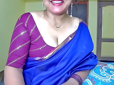 Snapshot of MasTANIYA chatting on October 18, 2025, 3:19 am MasTANIYA online show from October 18, 2025, 3:19 am