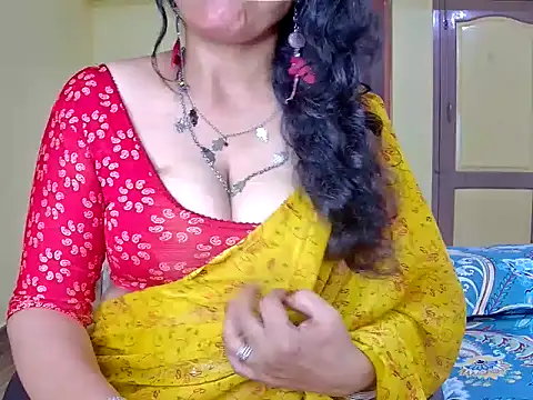 Snapshot of MasTANIYA chatting on October 25, 2025, 1:56 pm MasTANIYA online show from October 25, 2025, 1:56 pm
