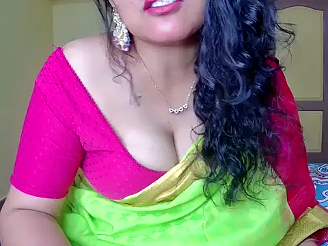 Snapshot of MasTANIYA chatting on October 5, 2025, 11:39 pm MasTANIYA online show from October 5, 2025, 11:39 pm