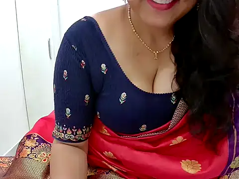 Snapshot of MasTANIYA chatting on November 7, 2025, 9:41 pm MasTANIYA online show from November 7, 2025, 9:41 pm