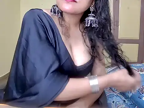 Snapshot of MasTANIYA chatting on November 28, 2025, 3:23 pm MasTANIYA online show from November 28, 2025, 3:23 pm