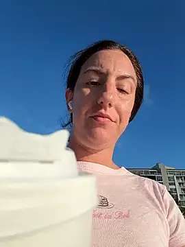 Snapshot of sweetsirenn chatting on January 9, 2026, 1:18 pm sweetsirenn online show from January 9, 2026, 1:18 pm