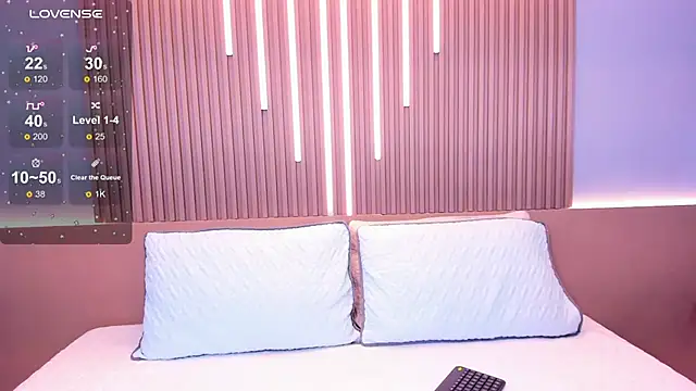 Snapshot of Camile_cute chatting on February 24, 2026, 8:31 pm Camile cute online show from February 24, 2026, 8:31 pm