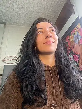 SALOME KORLAND online show from December 2, 2025, 1:35 pm