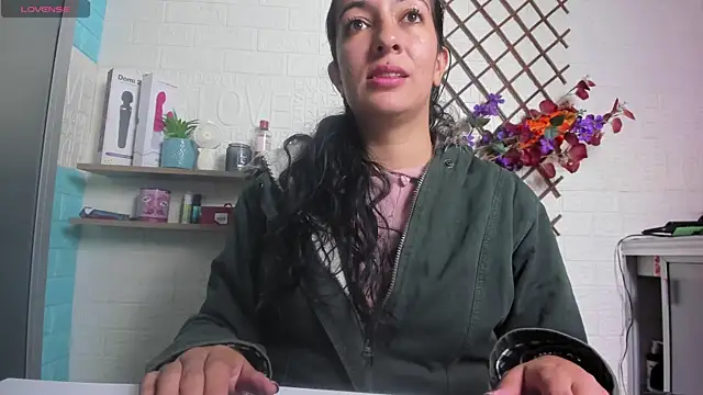 SALOME KORLAND online show from July 17, 2026, 4:04 pm