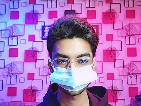 Snapshot of ChiseledCharm chatting on December 14, 2025, 8:14 pm ChiseledCharm online show from December 14, 2025, 8:14 pm