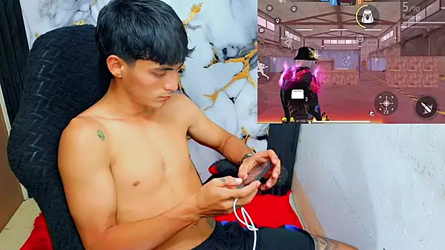 Thommy cute online show from February 19, 2026, 8:06 pm