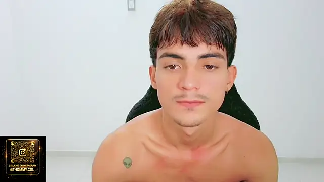 Thommy cute online show from May 15, 2026, 1:36 am