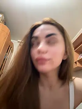Snapshot of Agnessa chatting on June 9, 2026, 3:46 pm Agnessa online show from June 9, 2026, 3:46 pm