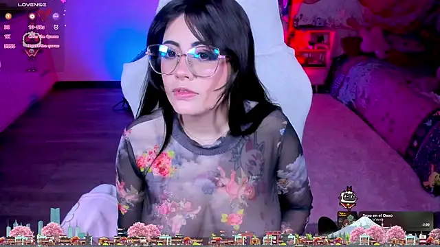 AlyssaRomanova online show from April 3, 2026, 2:40 am