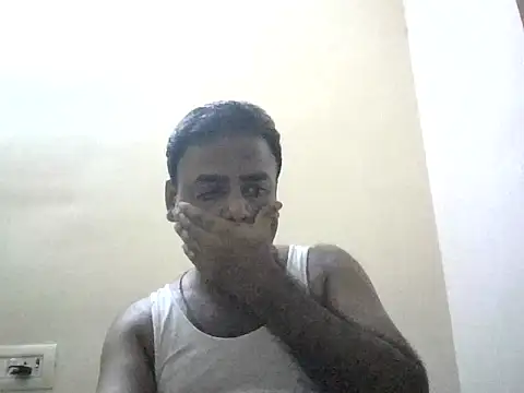 sree4143 online show from October 3, 2025, 3:24 pm