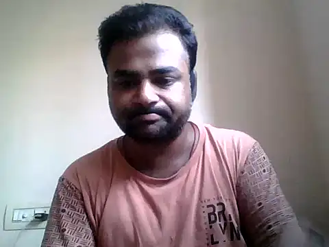 sree4143 online show from October 2, 2025, 3:10 am