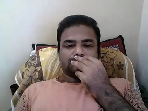 sree4143 online show from September 28, 2025, 3:24 am