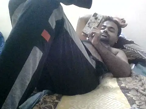 sree4143 online show from October 14, 2025, 5:02 pm