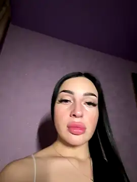 Snapshot of Soft_Pleasure chatting on December 16, 2025, 5:33 am Soft Pleasure online show from December 16, 2025, 5:33 am