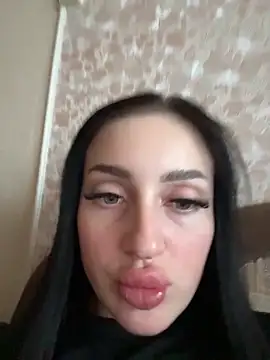 Soft Pleasure online show from March 13, 2026, 9:47 am