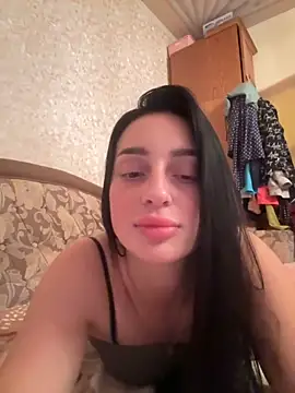 Snapshot of Soft_Pleasure chatting on October 28, 2025, 7:46 pm Soft Pleasure online show from October 28, 2025, 7:46 pm