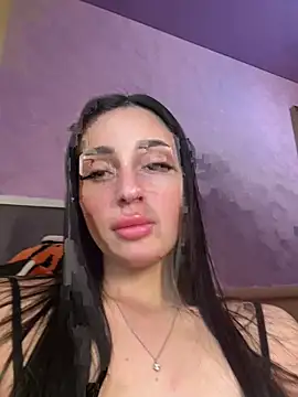 Snapshot of Soft_Pleasure chatting on November 17, 2025, 12:20 pm Soft Pleasure online show from November 17, 2025, 12:20 pm