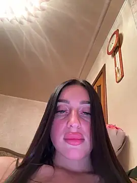 Snapshot of Soft_Pleasure chatting on October 1, 2025, 5:39 pm Soft Pleasure online show from October 1, 2025, 5:39 pm